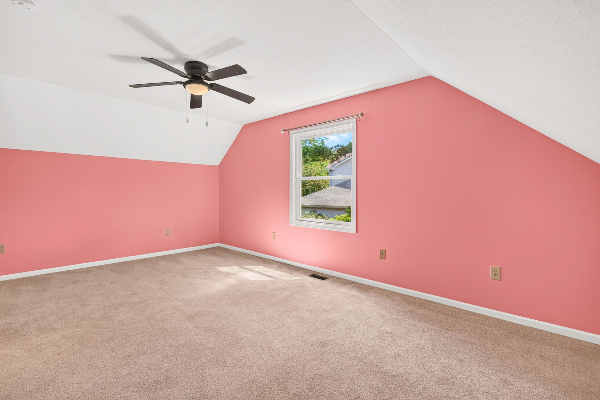 700 Andrea Ln 44