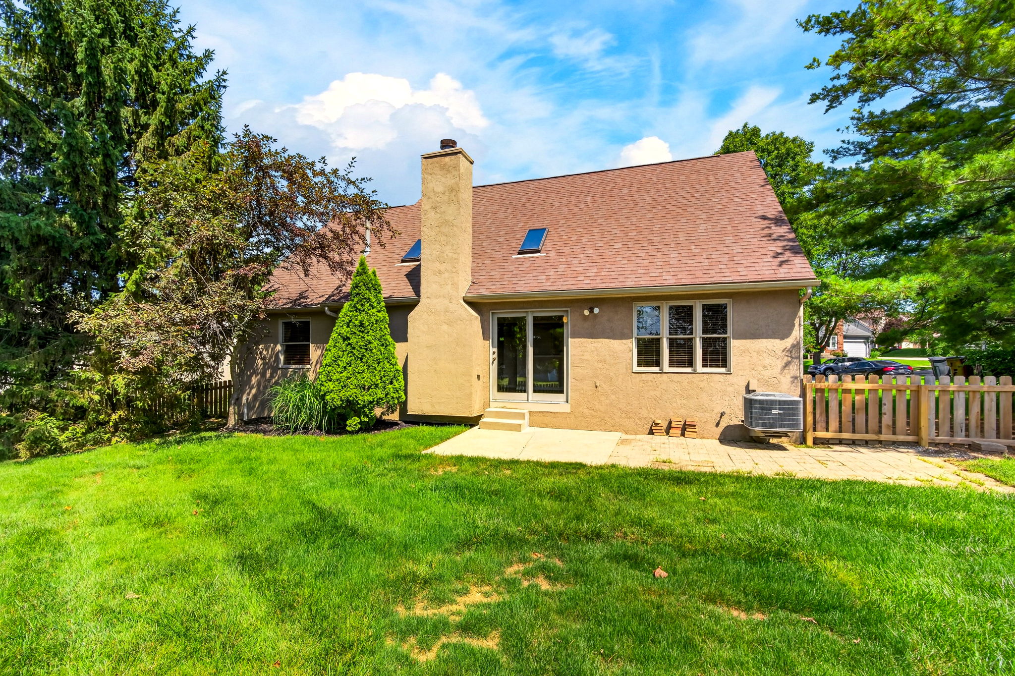700 Andrea Ln 61