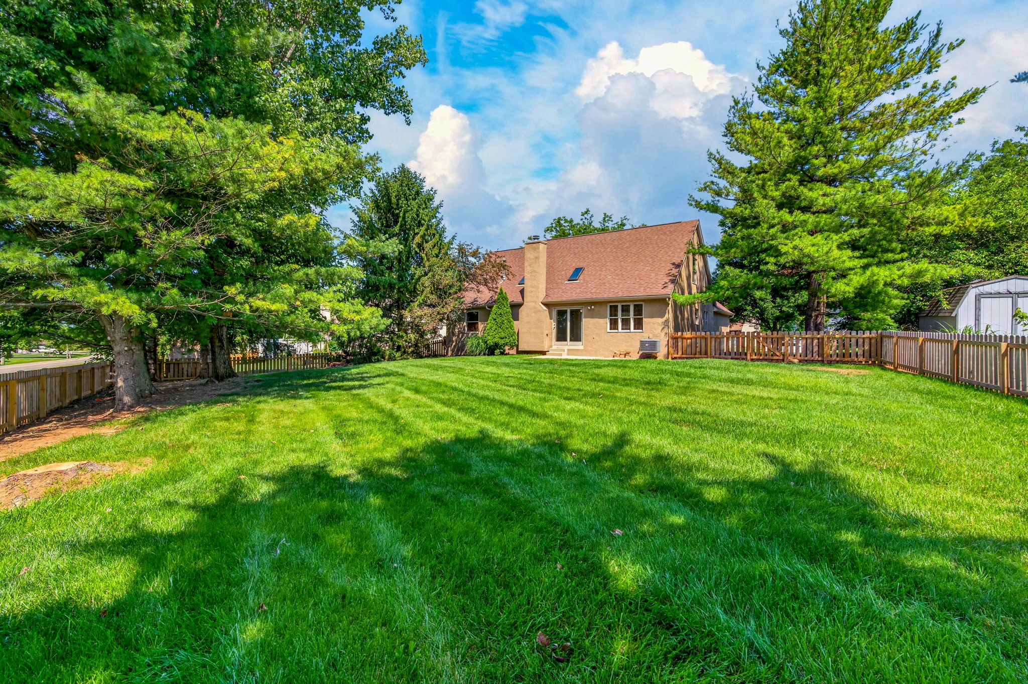 700 Andrea Ln 64