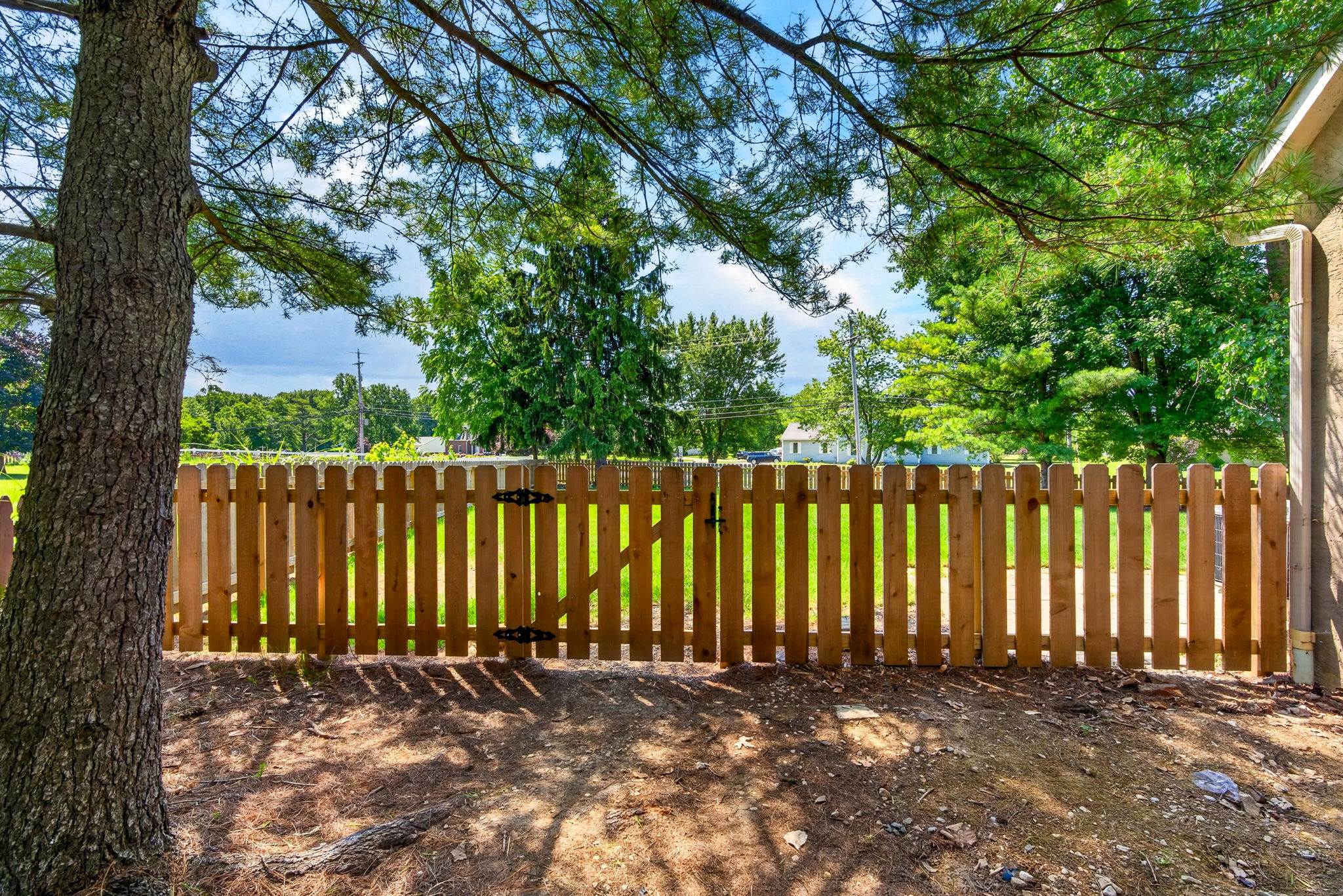 700 Andrea Ln 67