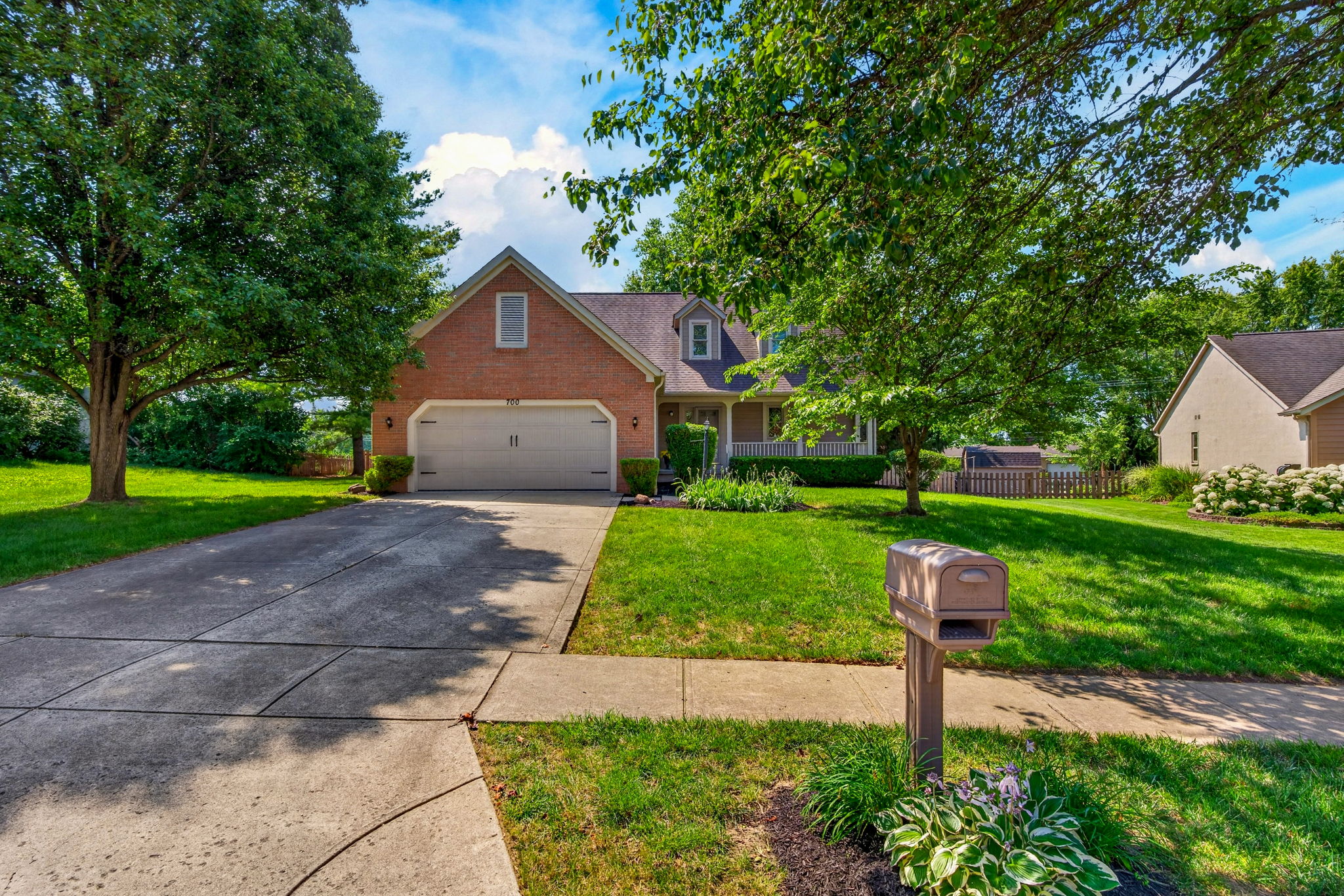 700 Andrea Ln 68