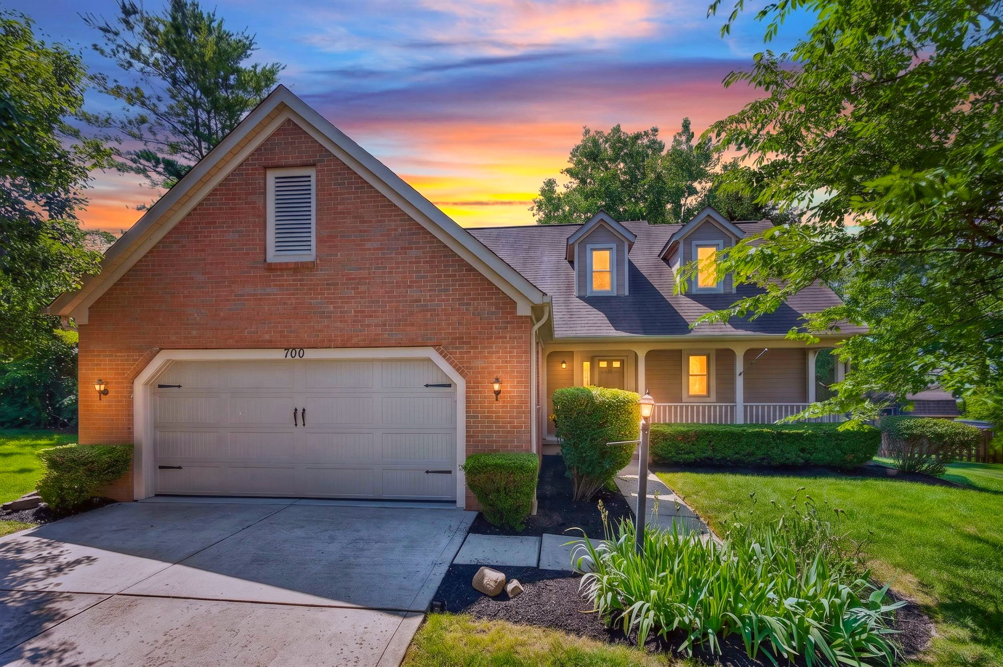 700 Andrea Ln Virtual Twilight