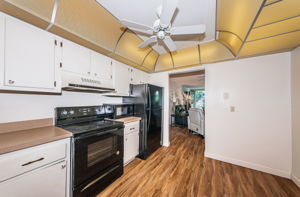 Kitchen 4