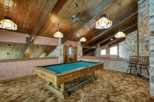 Loft/Pool Room