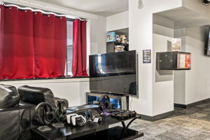  Photo 49