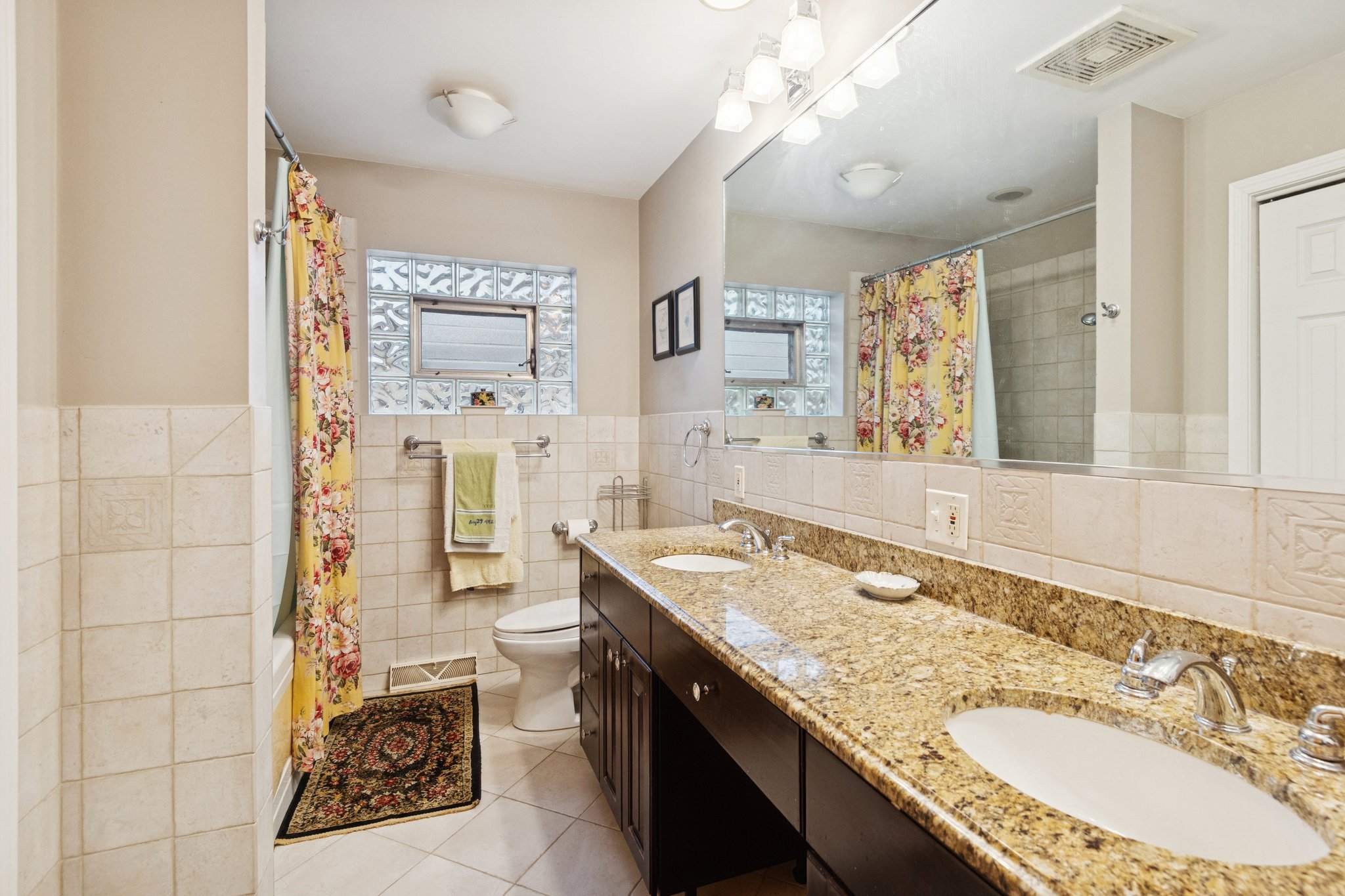 700 Lamon Ave_005.jpg