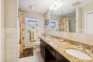 700 Lamon Ave_005.jpg