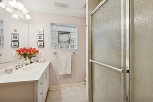 700 Lamon Ave_020.jpg