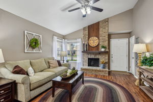 Meadow Arbor Ln-008