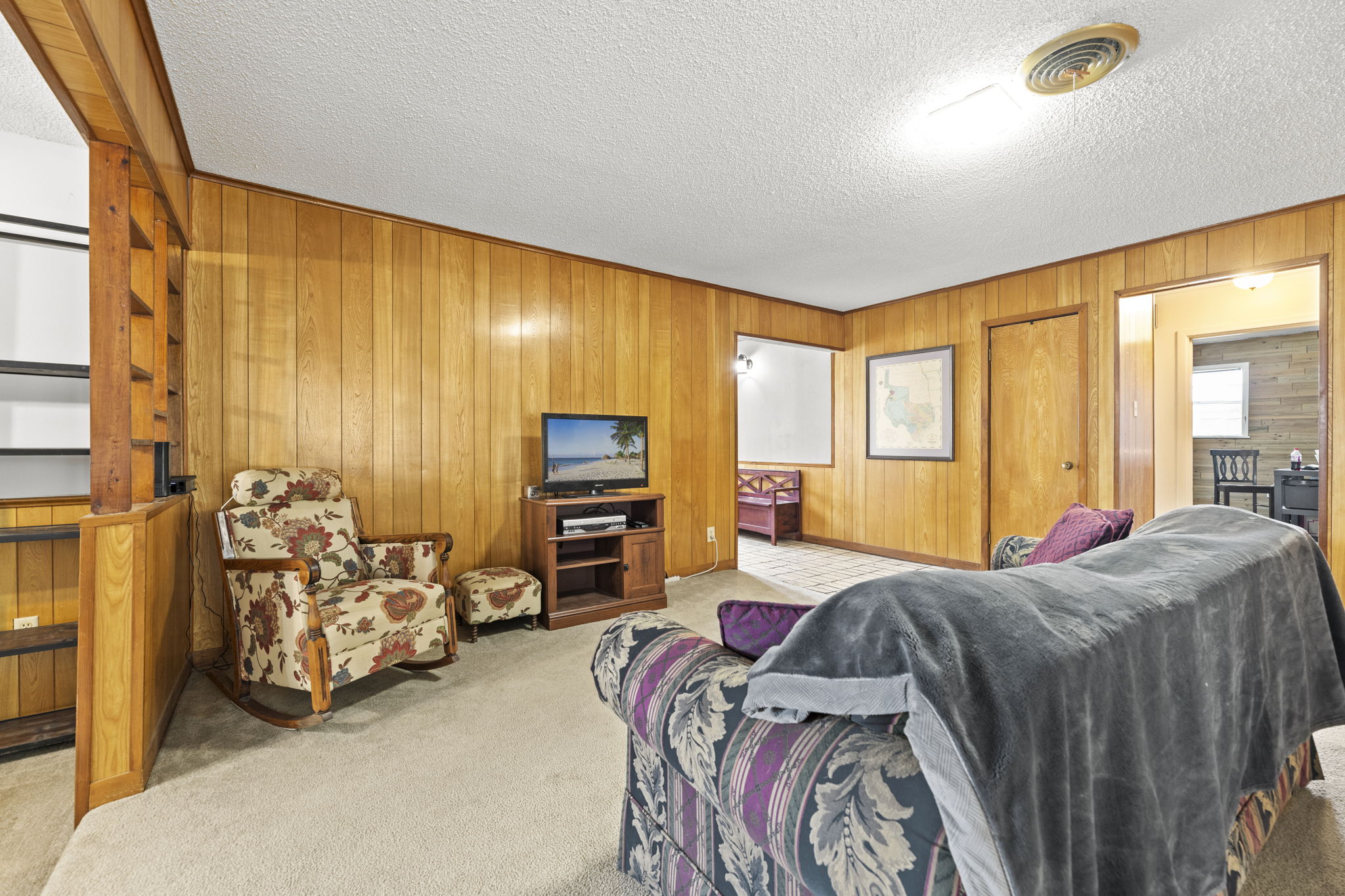 700 N Rhomberg St, Burnet, TX 78611, USA Photo 8