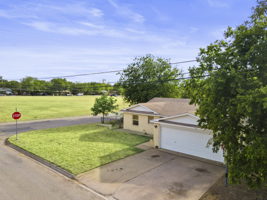 700 N Rhomberg St, Burnet, TX 78611, USA Photo 31