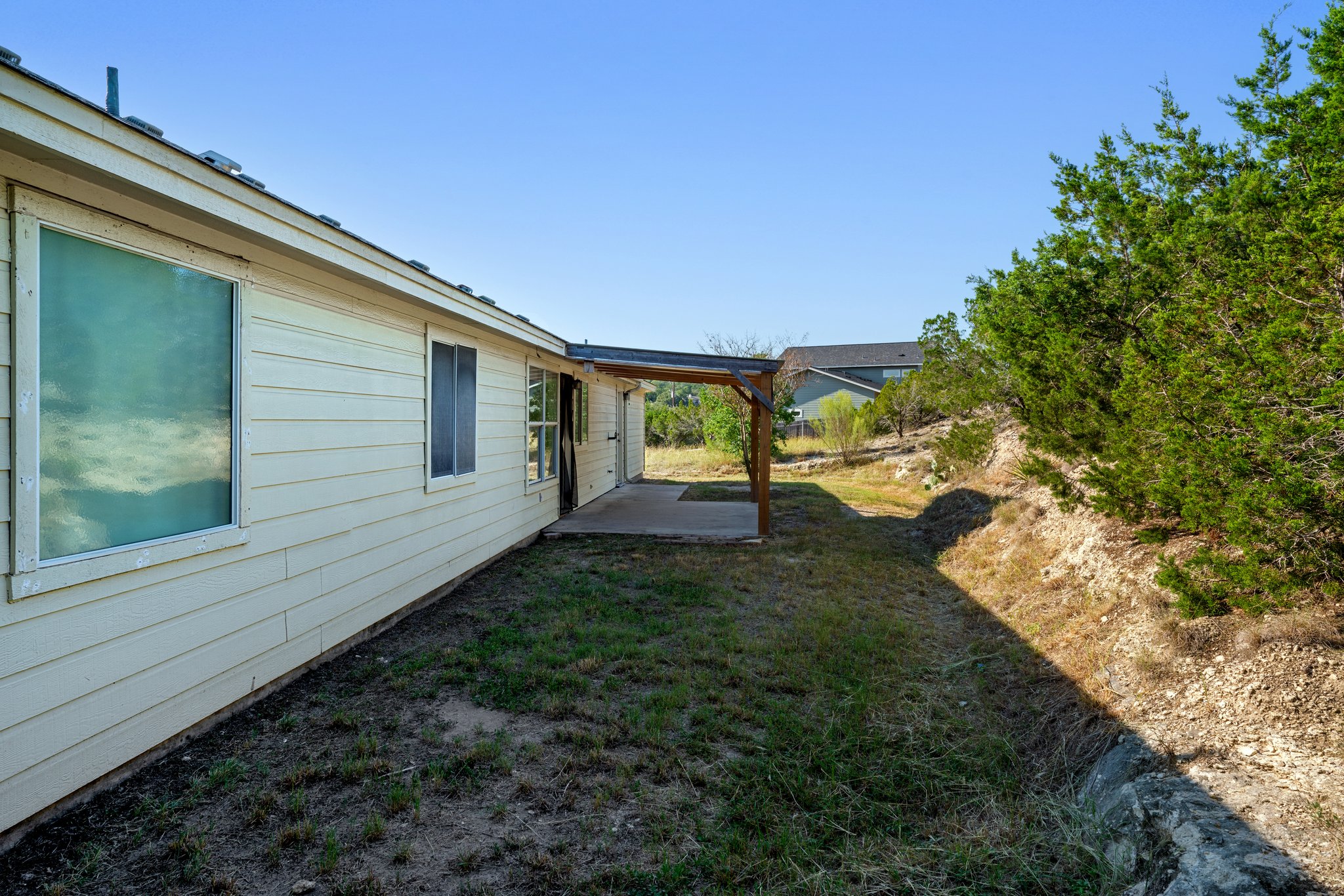 700 Newport Dr, Spicewood, TX 78669, USA Photo 28