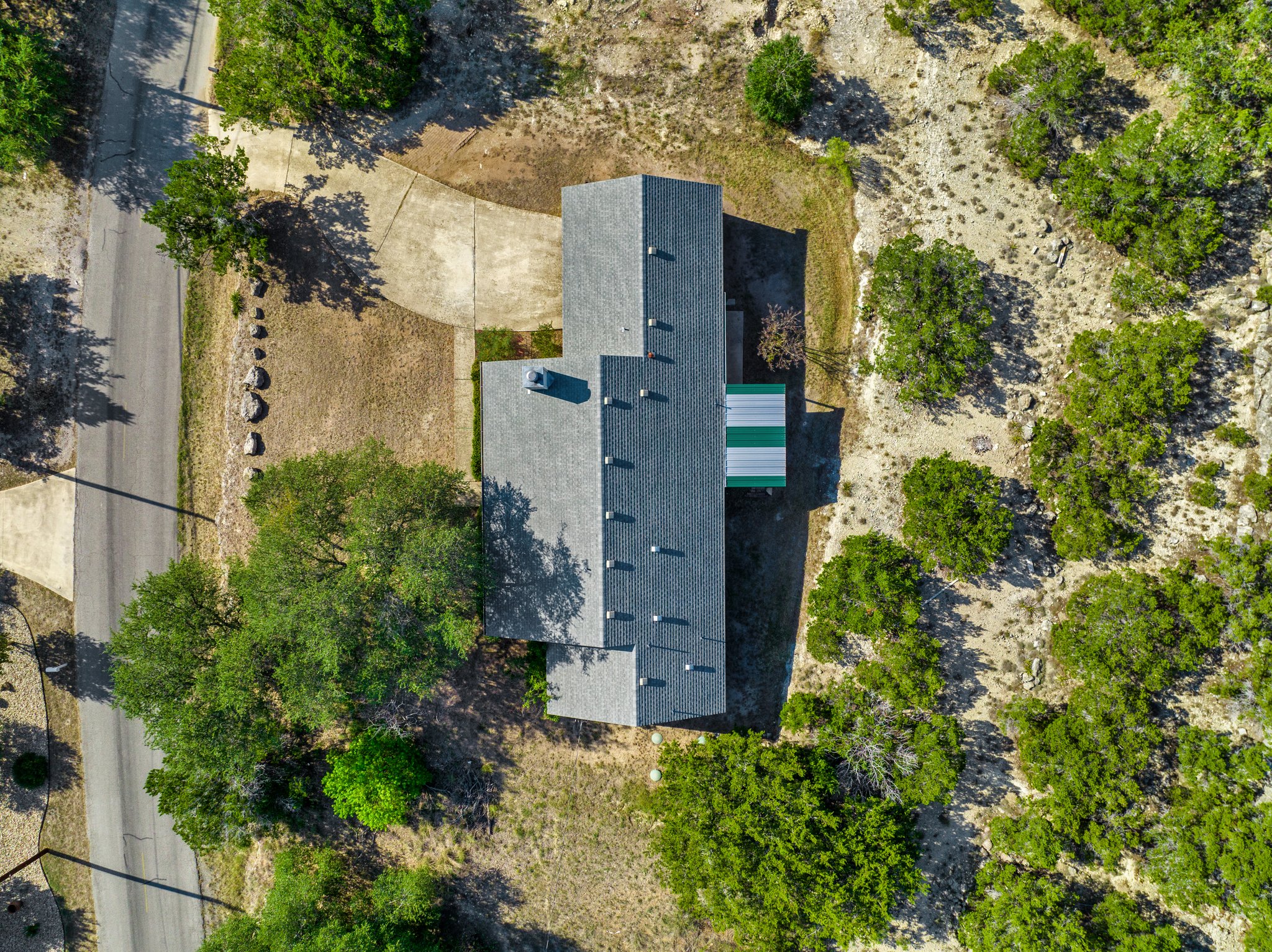 700 Newport Dr, Spicewood, TX 78669, USA Photo 2