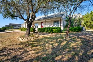700 Newport Dr, Spicewood, TX 78669, USA Photo 4