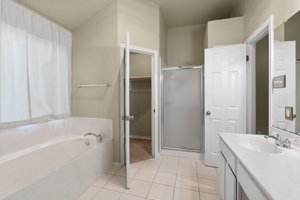 700 Newport Dr, Spicewood, TX 78669, USA Photo 14