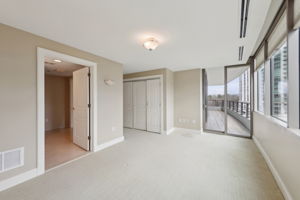 Park Regency Pl NE 1203-020r