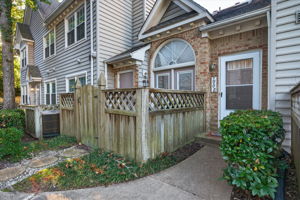  Photo 0
