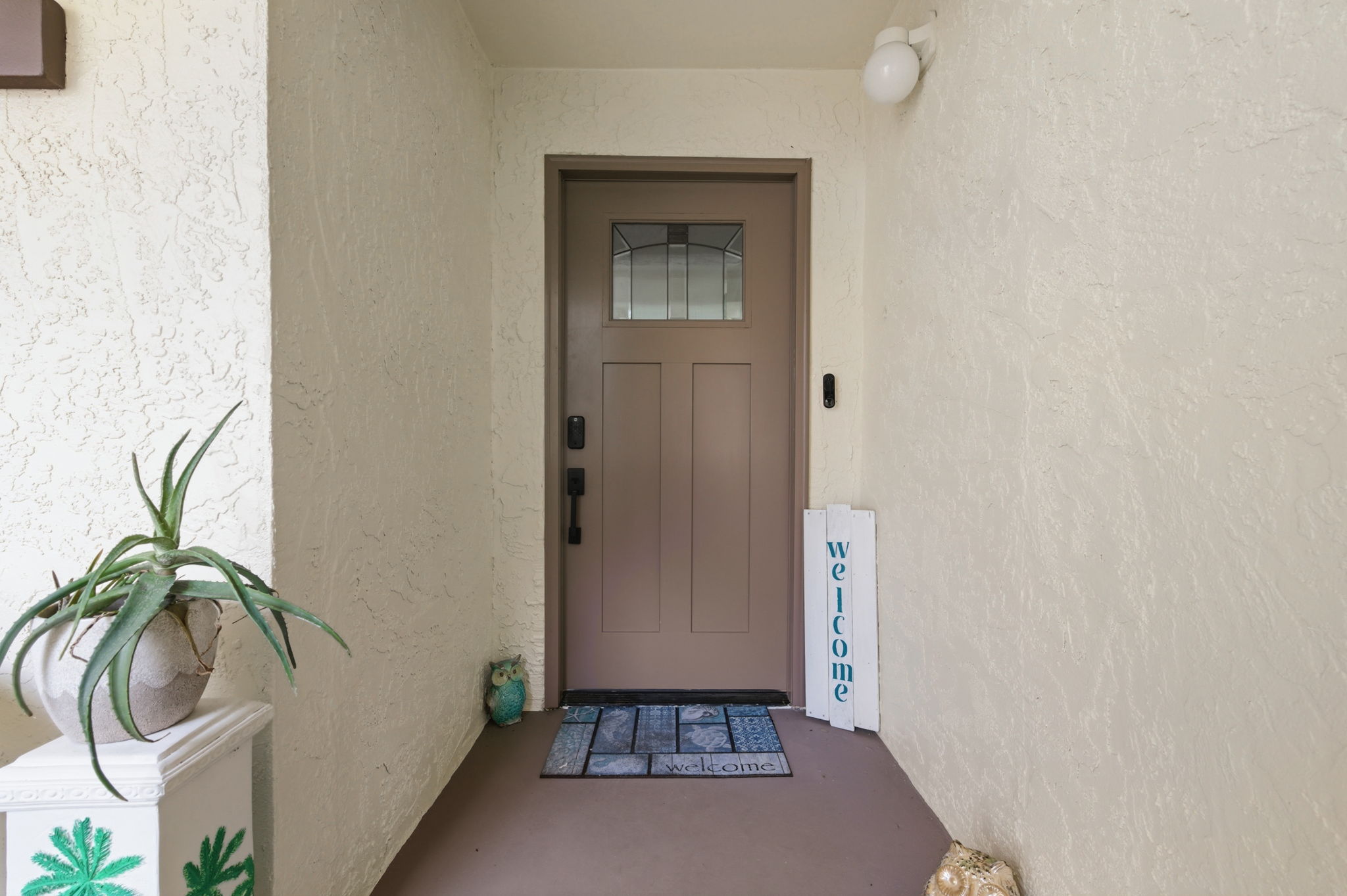 Front Exteriors (5)