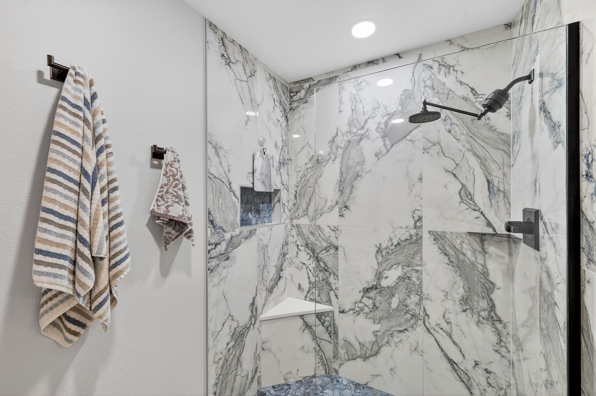 Interiors (35)