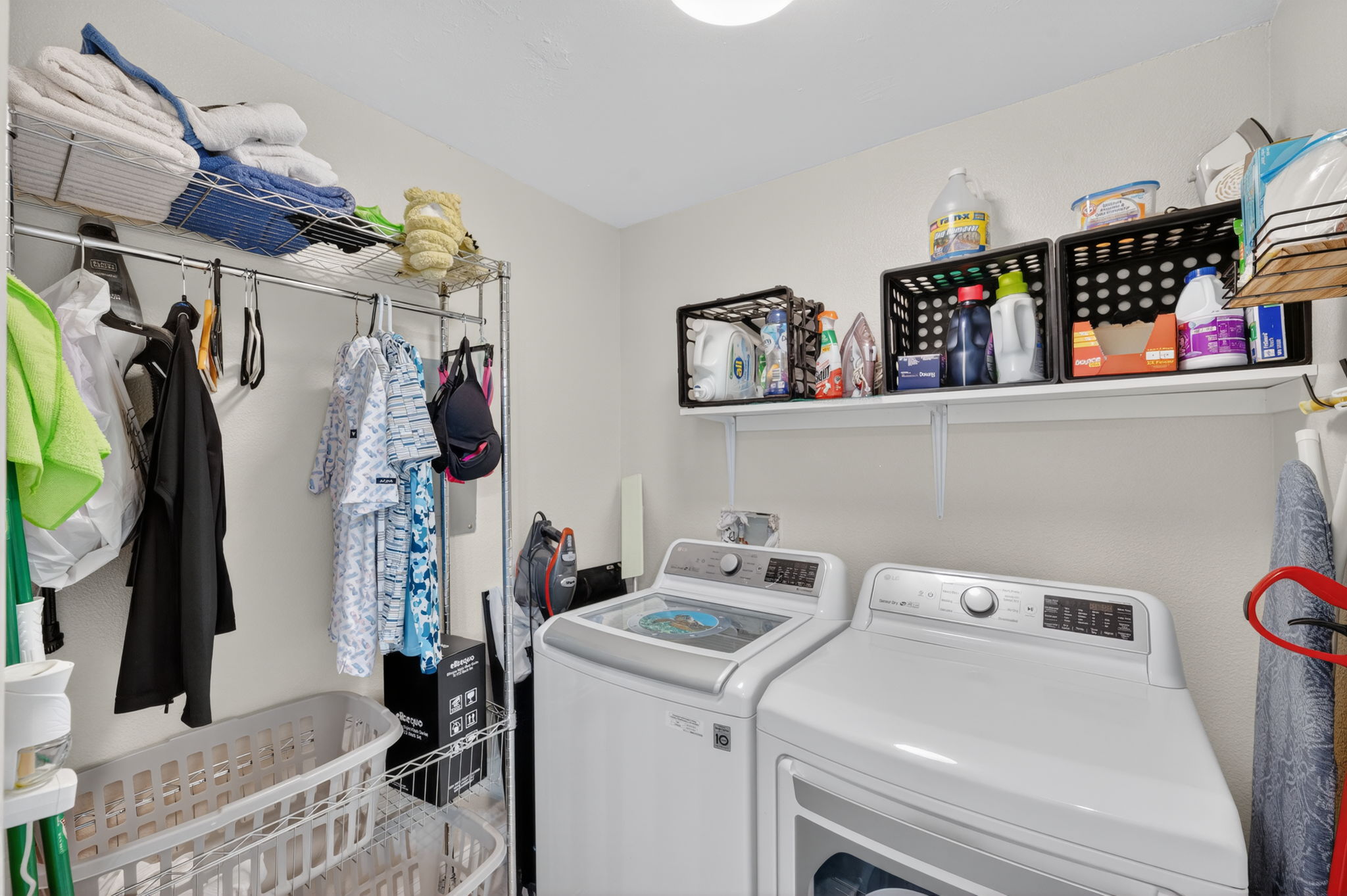 Interiors (46)