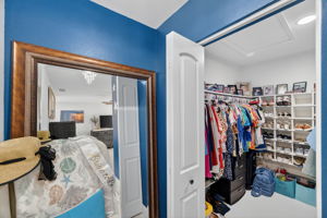 Interiors (32)