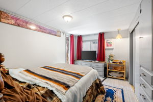 Primary Bedroom_1