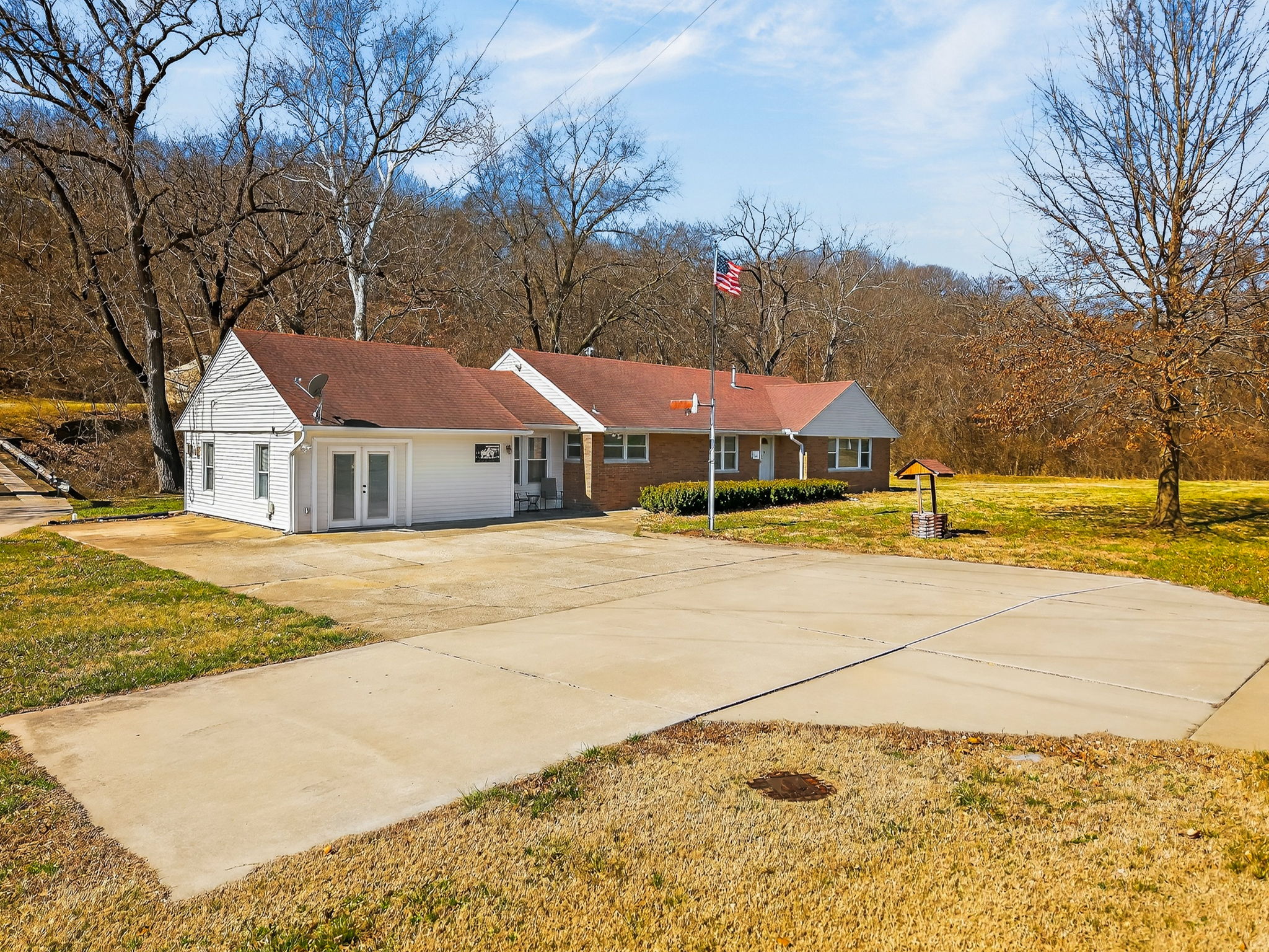 7000 NW Waukomis Dr-002