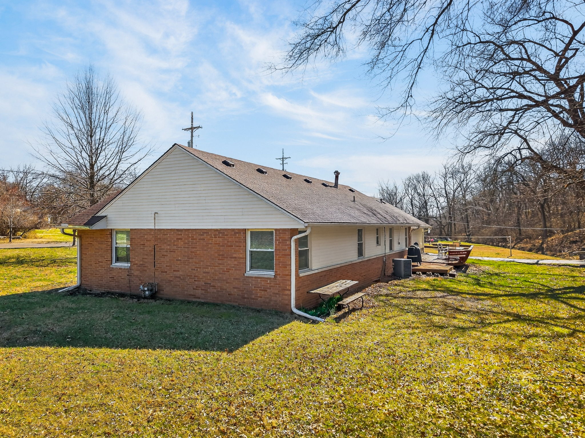 7000 NW Waukomis Dr-004