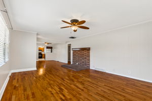 7000 NW Waukomis Dr-021