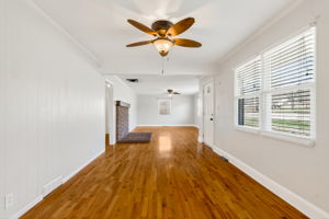 7000 NW Waukomis Dr-023
