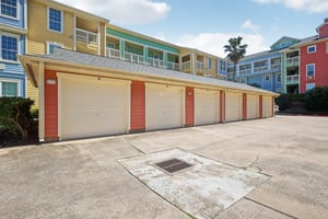 Seawall Blvd 1134-018.jpg