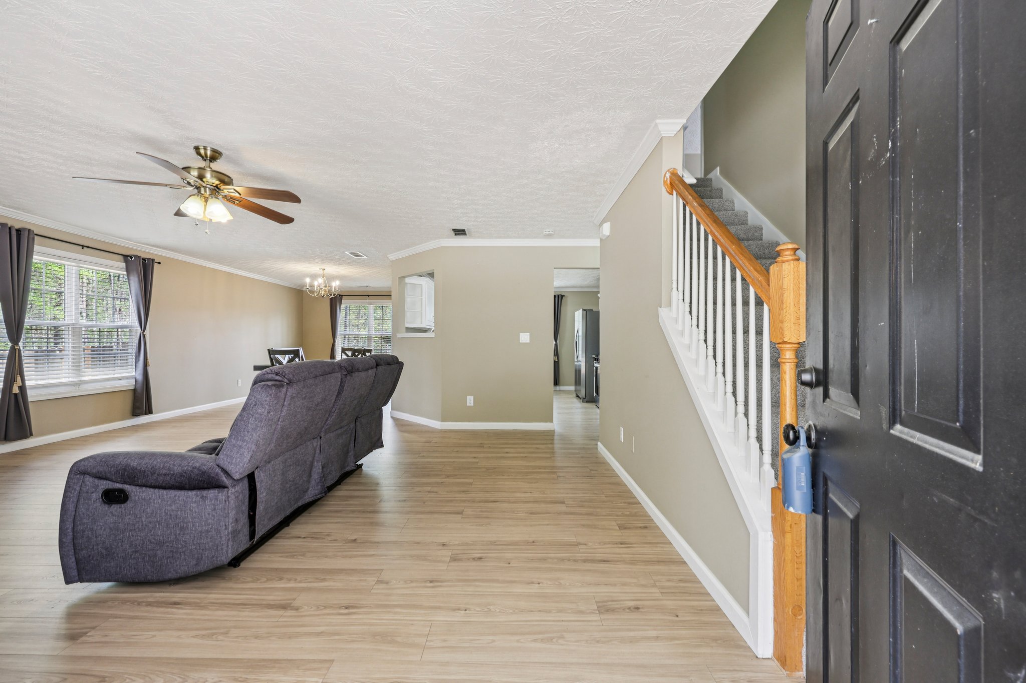 Greenridge Dr-S0204-009.jpg