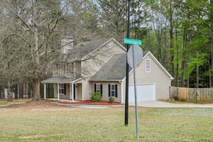 Greenridge Dr-S0204-002.jpg