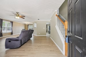 Greenridge Dr-S0204-009.jpg