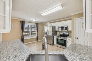 Greenridge Dr-S0204-017.jpg