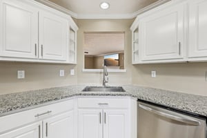 Greenridge Dr-S0204-020.jpg