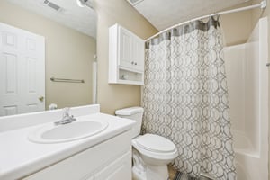 Greenridge Dr-S0204-024.jpg