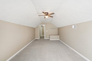 Greenridge Dr-S0204-035.jpg