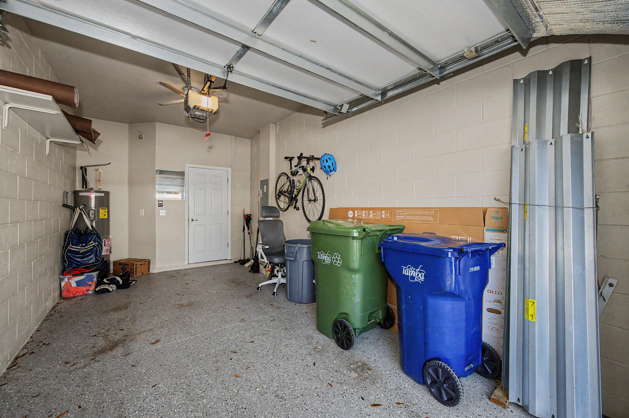 Garage 1