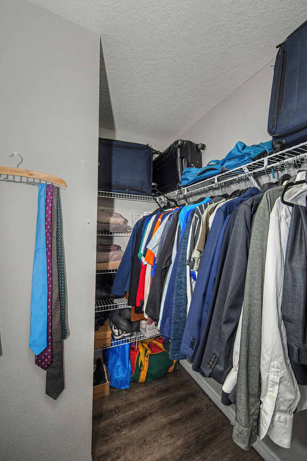 Primary Closet 1