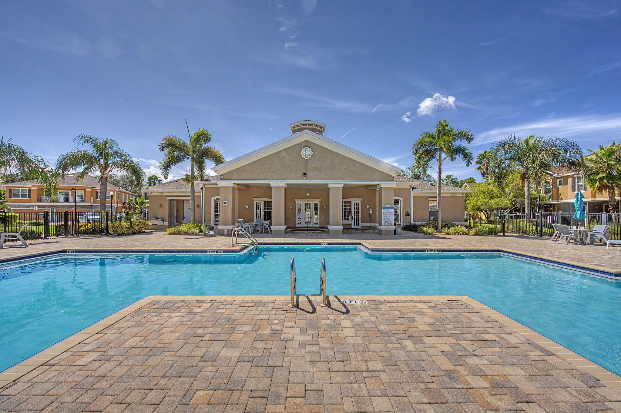 Pool 4