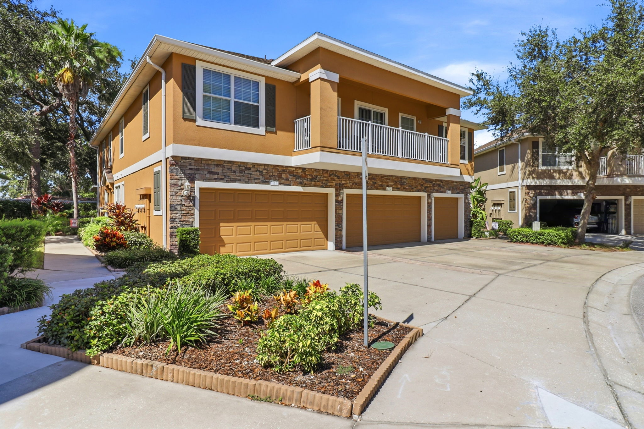 033_F8_7001 Interbay Blvd