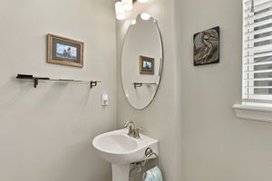 020_F8_7001 Interbay Blvd