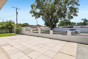 N Clark Ave-S1808-024.jpg