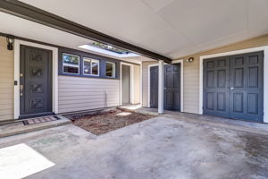 Front Entry Detail