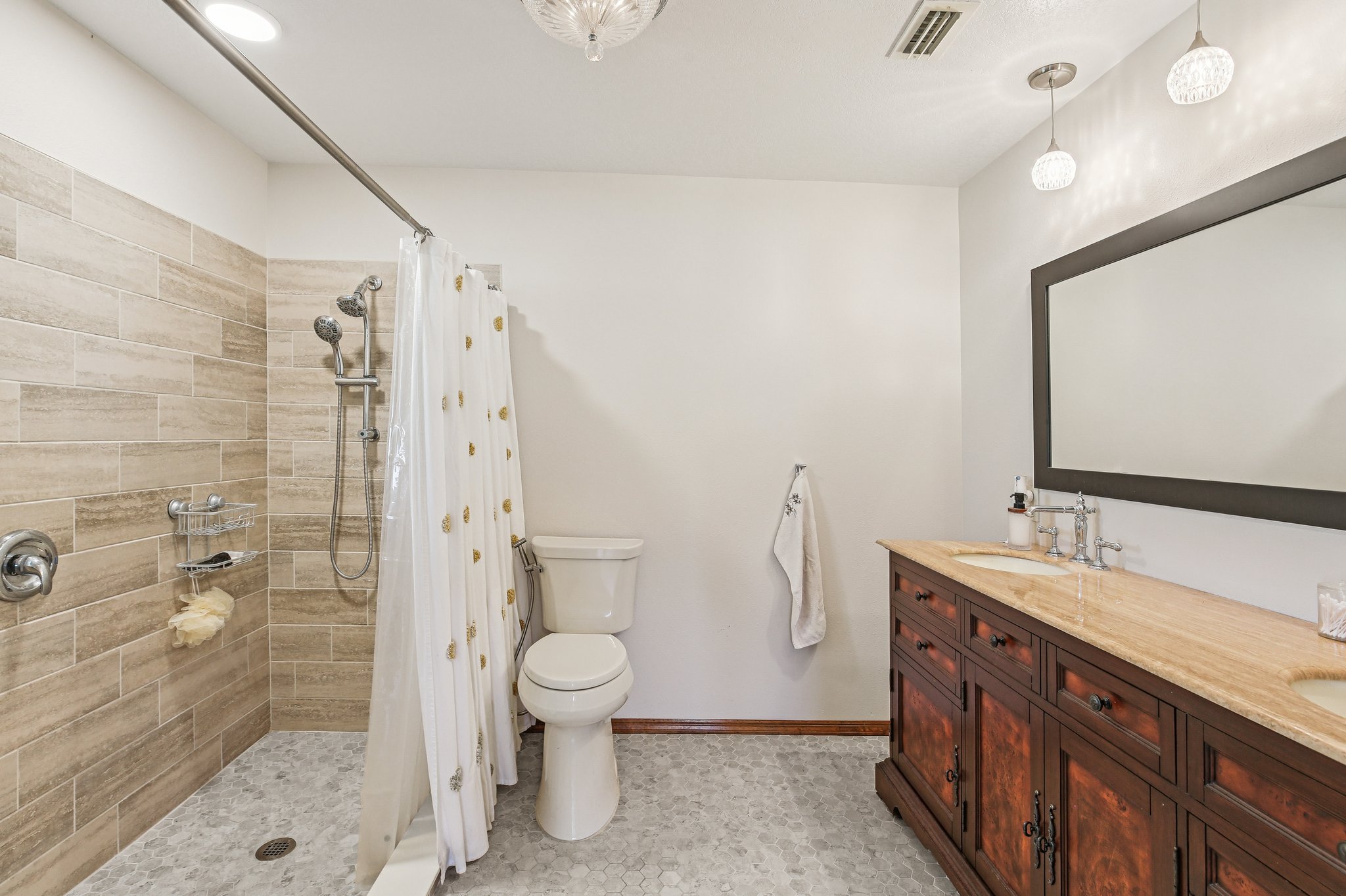 Dusty Rd-S2009-018.jpg