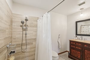 Dusty Rd-S2009-019.jpg