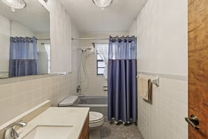 Dusty Rd-S2009-024.jpg