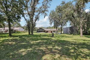 Dusty Rd-S2009-039.jpg