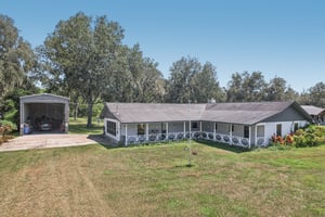 Dusty Rd-S2009-042.jpg